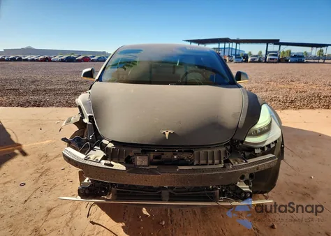 2019 Tesla Model 3 from USA, damaged, VIN 5YJ3E1EA1KF509038